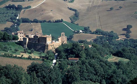 Il Castello di Loretello (Arcevia)