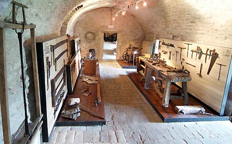 un interno del Museo delle Arti e tradizioni popolari di Sassoferrato